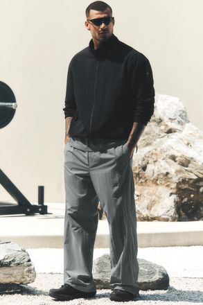 Alo | Takeaway Track Straight Leg Pants in Monument, Size: Medium