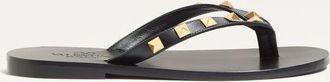 Valentino Garavani Rockstud Calfskin Thong Sandal 05Mm Wo