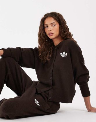adidas Originals cardigan lavorato a maglia marrone