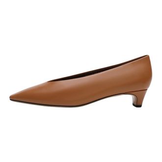 Cesare Gaspari Schoenen, Dames, Bruin, 41 EU, Leer, Leren Puntige Flats