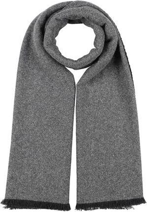 Brunello Cucinelli ACCESSORI - Sciarpe su YOOX.COM
