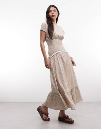 Daisy Street Vestito midi arricciato con vita scesa e dettagli in pizzo marrone a righe