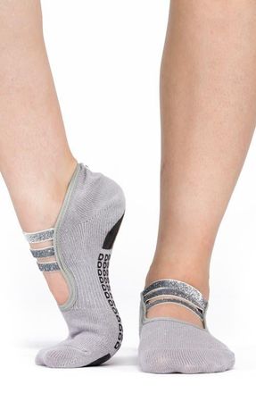 Arebesk Sparkle Cotton Blend Gripper Socks in Grey at Nordstrom, Size Medium
