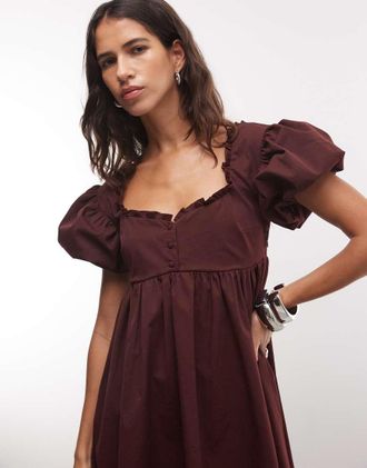 Monki vestito mini babydoll con bottoni bordeaux-Rosso