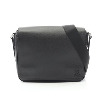 Louis Vuitton Black Noir Taiga Leather Shoulder Bag (Pre-Owned)