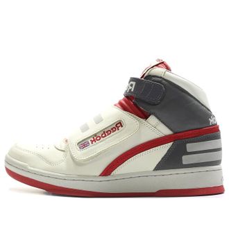 Reebok Alien Stomper Mid Bishop V66526