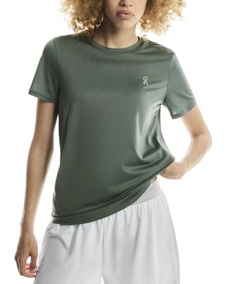 On Womens Core Tee In Olive