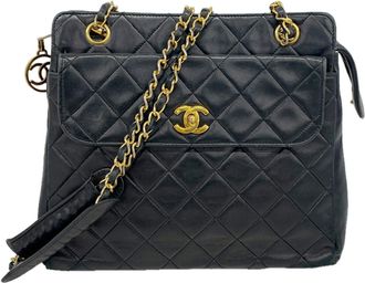 Chanel Black Leather Tote Bag (Pre-Owned)