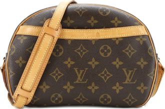 Louis Vuitton Blois Handbag Monogram Canvas crossbody bag - Bruin