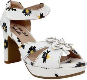 Chelsea Crew Daisy Ankle Strap Platform Sandal in White/Black Daisy at Nordstrom Rack, Size 10