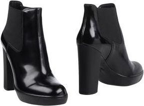 Hogan FOOTWEAR - Ankle boots on YOOX.COM