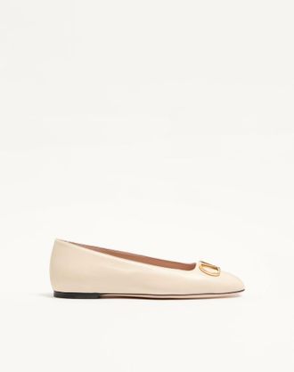 Valentino Garavani Ballerina VLogo Signature In Nappa Donna BURRO 35.5