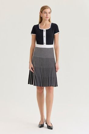 Ming Wang Fit-N-Flare Knee Length Soft Knit Dress in Black/white at Nordstrom, Size X-Small