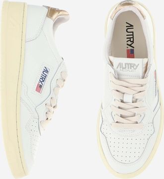 Autry Womens Medalist Low Sneakers Gold Cow Leather Trainers