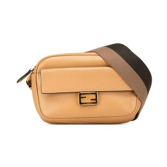 Fendi Pre-owned Cross Body Bags, female, Brown, Size: ONE SIZE Pre-owned Leather Baguette Camera Bag