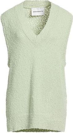 Amaranto Sweaters