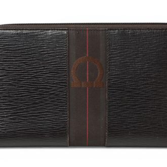 Ferragamo Gancini Dark Brown Red Color Leather Long Wallet (Bi-Fold) (Pre-Owned)