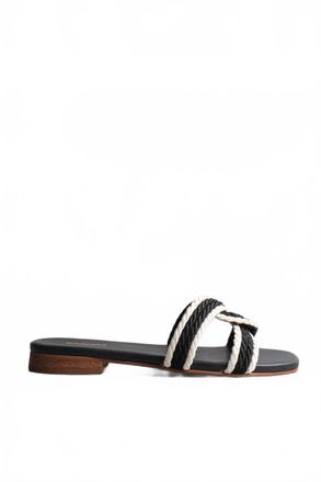 Kaanas Womens Olas Sandal In Black And White