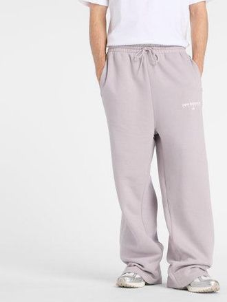 New Balance Mens Trackside Fleece Pant in Grey/Green Poly Fleece, size X-Large