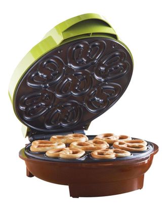 Brentwood Mini Pretzel Maker