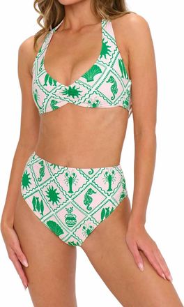 Show me your Mumu Malta Top In Coastal Collage