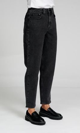 Perform Collection De Originele Performance Mom Jeans - Gewassen Zwarte Denim