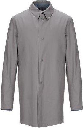 Herno COATS & JACKETS - Overcoats & Trench Coats sur YOOX.COM