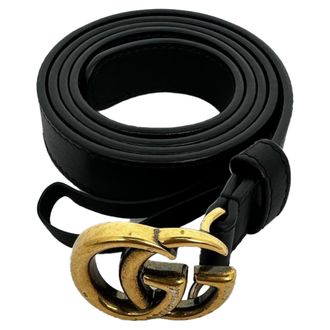 Gucci Gucci GG Marmont dunne riem met gesp in zwart leer