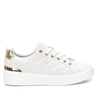 Xti Womens Faux Leather Sneakers In White