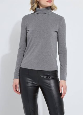 Lyss&eacute; Essential Long Sleeve Turtleneck Top In Grey