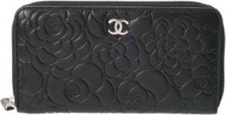 Chanel Black Leather Long Wallet (Bi-Fold) (Pre-Owned)