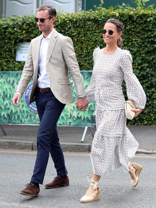 Espadrille-Sandalen sind der neue Lieblingsschuh der britischen Royals.
