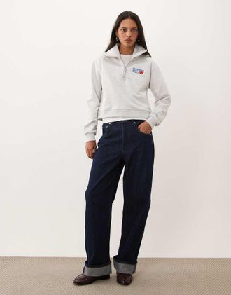 New Balance maglione oversize con logo premium e mezza zip grigio