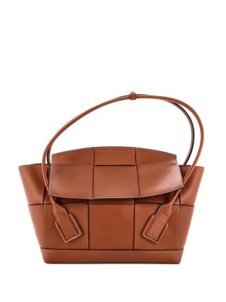 Bottega Veneta Arco Bag Maxi Intrecciato Leather Medium shoulder bag - Bruin