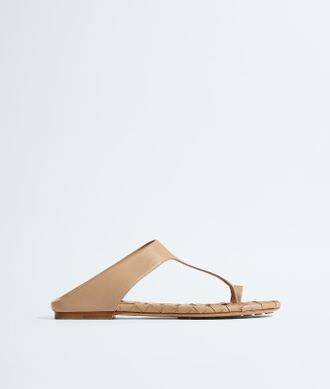 Bottega Veneta Livia Flat Thong - White - Women - 35