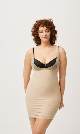 Ysabel Mora Unterkleid