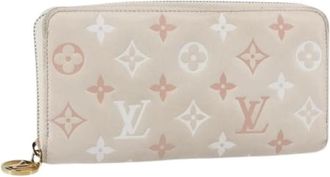 Louis Vuitton Pre-owned Wallets, female, Pink, Size: ONE SIZE Pre-owned Canvas Wallet