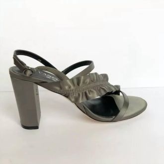 Vaneli Womens Beyla Slingback Heels In Petwer Satin