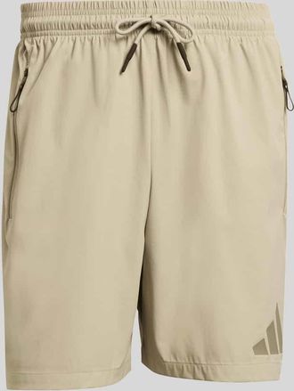 adidas Trainingsshorts mit Logo Print in Khaki, Gr&ouml;&szlig;e XXL