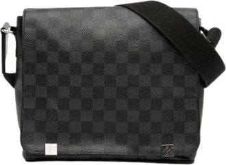 Louis Vuitton Pre-owned Cross Body Bags, female, Black, Size: ONE SIZE Pre-owned The District PM