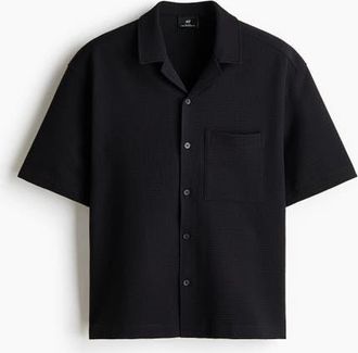 H&M Relaxed Fit Waffled Resort Shirt in Black at Nordstrom, Size Xx-Large