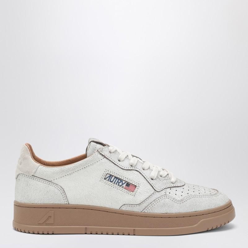 スニーカー AUTRY MEDALIST LOW SUPER VINTAGE SNEAKERS WHITE/TOBACCO Autry Medalist Low Sneakers In White And Cigar Leather And Suede