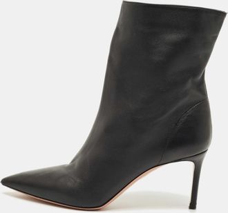 Aquazzura Black Leather Pointed Toe Ankle Length Boots