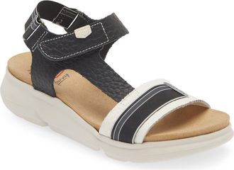 On Foot 90502 Daytona Platform Sandal in Black/Blanco at Nordstrom, Size 8.5 Us