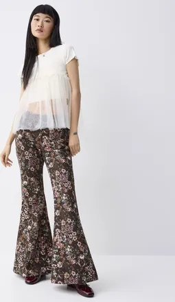 Twik Womens Autumn blossoms flared jean