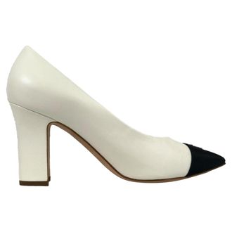 Chanel Pre-owned Womens CC Pointed Cap-Toe Pumps in White Leather - Size UK 4