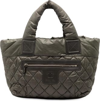 Chanel Tweedehands Kleine Gequilt Nylonen Coco Cocoon Tote