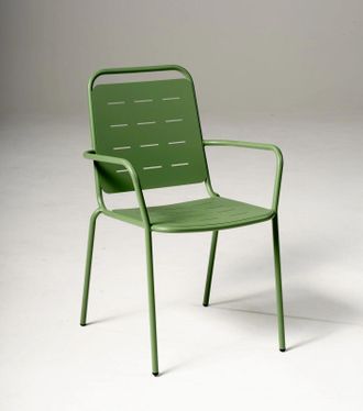 LLR Collection Hochwertiger Gartenstuhl Shogun mit Armlehnen, Olive