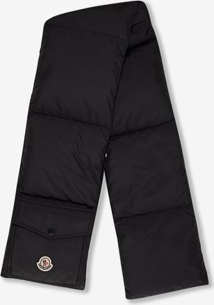 Moncler Rechteckiger gesteppter Schal aus technischem Gewebe