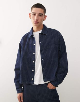 Reclaimed Vintage Giacca di jeans squadrata blu con motivo gessato in coordinato-Multicolore